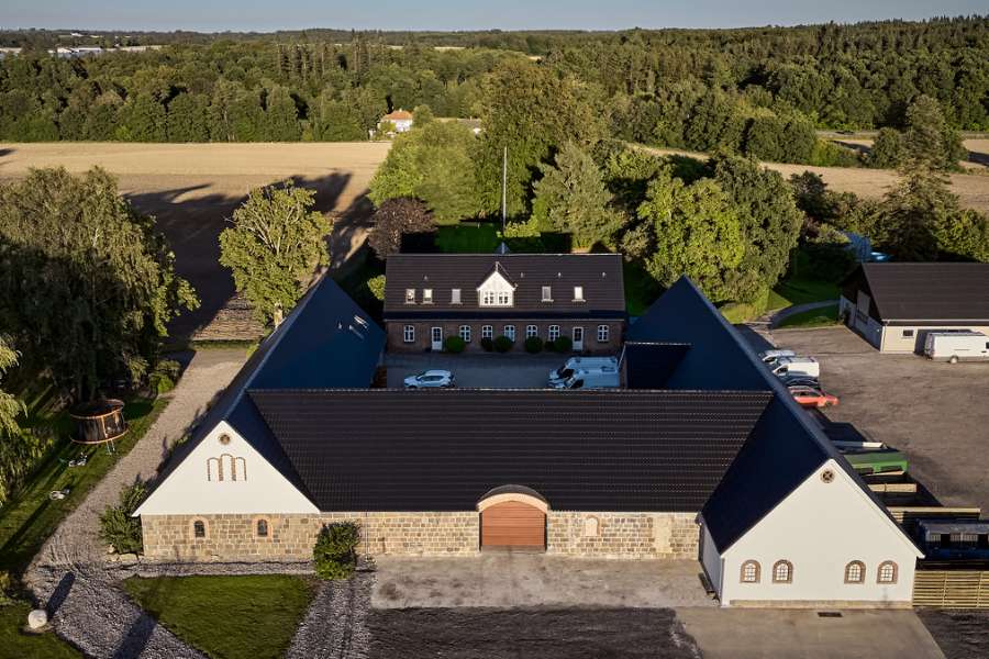 Vom Lehnshof zum zukunftssicheren Landwirtschaftsbetrieb mit modernen Stahlprofilen, 