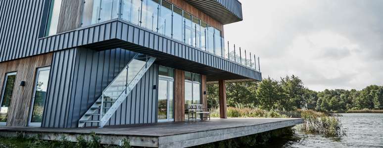 TV2 NORD – Stilistische Architektur am See